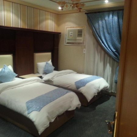 اسناد للشقق الفندقية - Esnad Hotel Apartmentsジェッダ エクステリア 写真